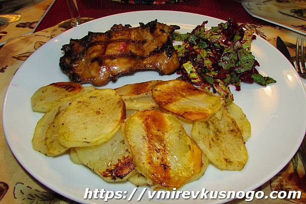 Запеченный картофель в духовке