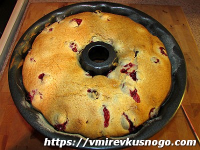 пирог с клюквой