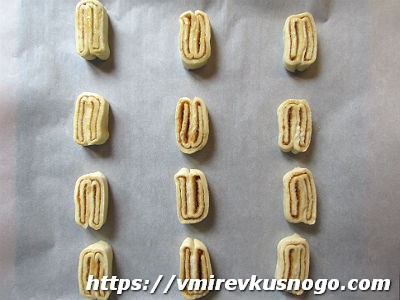 печенье из слоеного теста