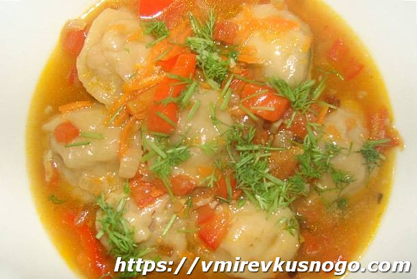 Пельмени в горшочках