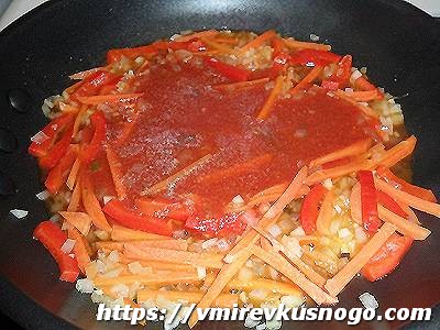 зеленый борщ с яйцом