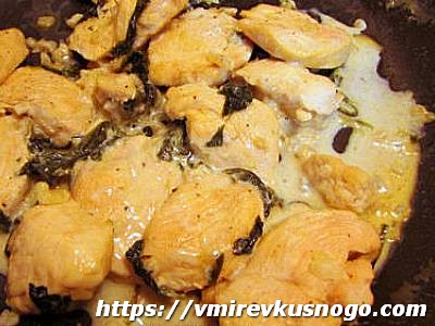Куриное филе со шпинатом курица в сливочном соусе