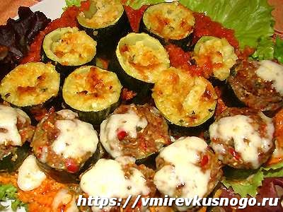 запечённые фаршированные кабачки
