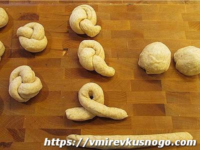 домашние булочки с чесноком