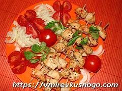 мясо на шпажках