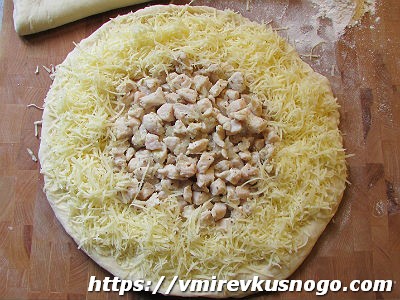 мясной пирог из дрожжевого теста