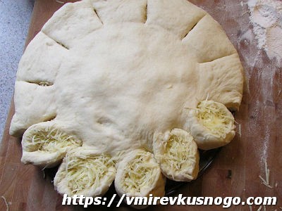 мясной пирог из дрожжевого теста