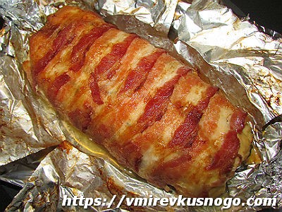 куриный рулет в беконе в духовке