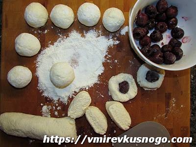 Сборка ленивых вареников с вишней домашние вареники